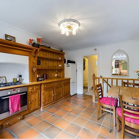 The Clapham Apartment With Private Patio Londra Esterno foto