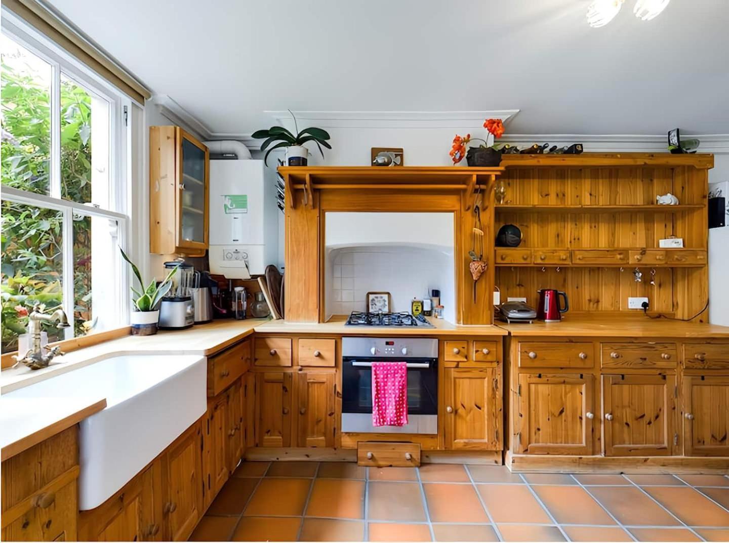 The Clapham With Private Patio Appartamento *