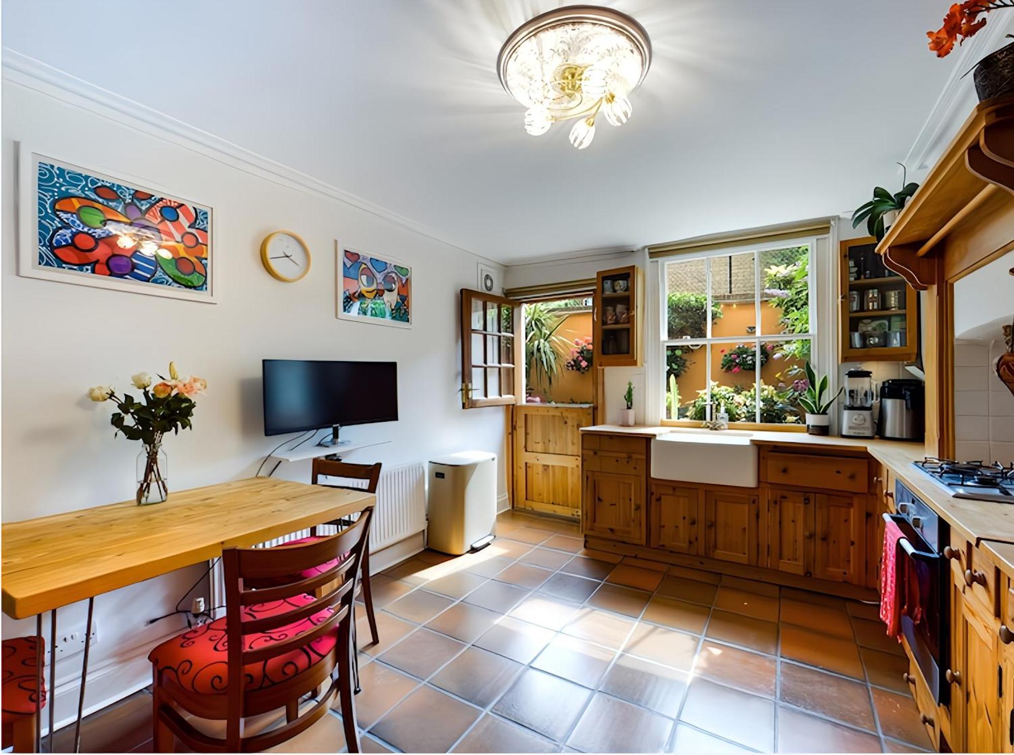 The Clapham With Private Patio Appartamento *
